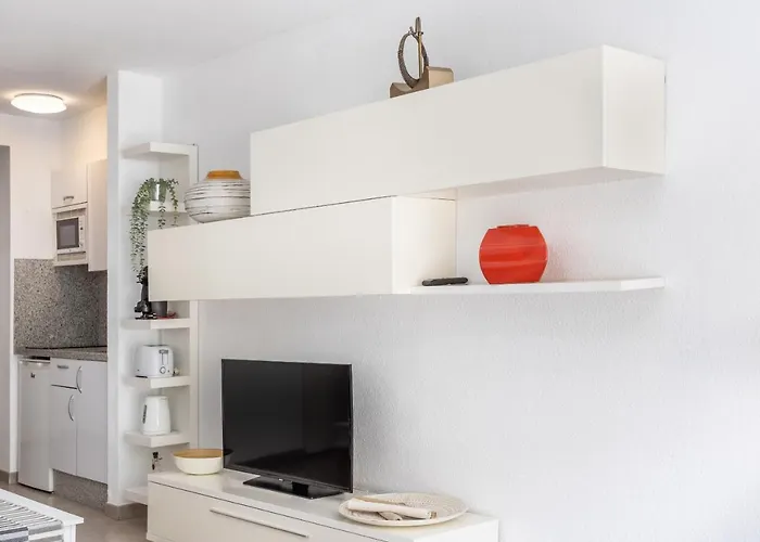 Castle Harbour Samuel's Flat Apartment *