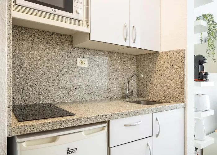 Castle Harbour Samuel's Flat Los Cristianos (Tenerife)